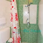 Apartment Bluponza - 8 Posti In Zona Mare - App Orchidea *